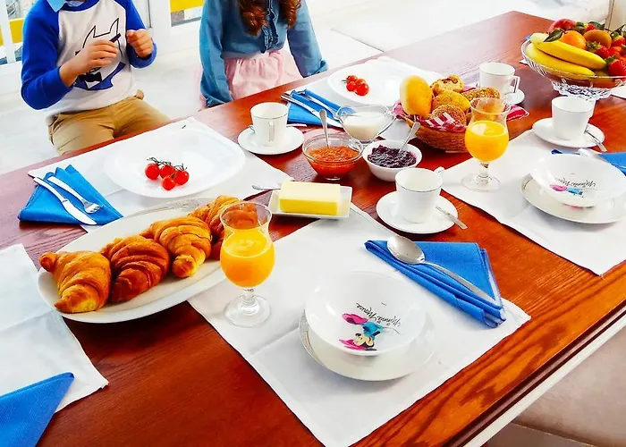 Olive Tree * ティラナ