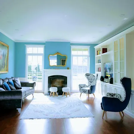 Olive Tree Apartment *